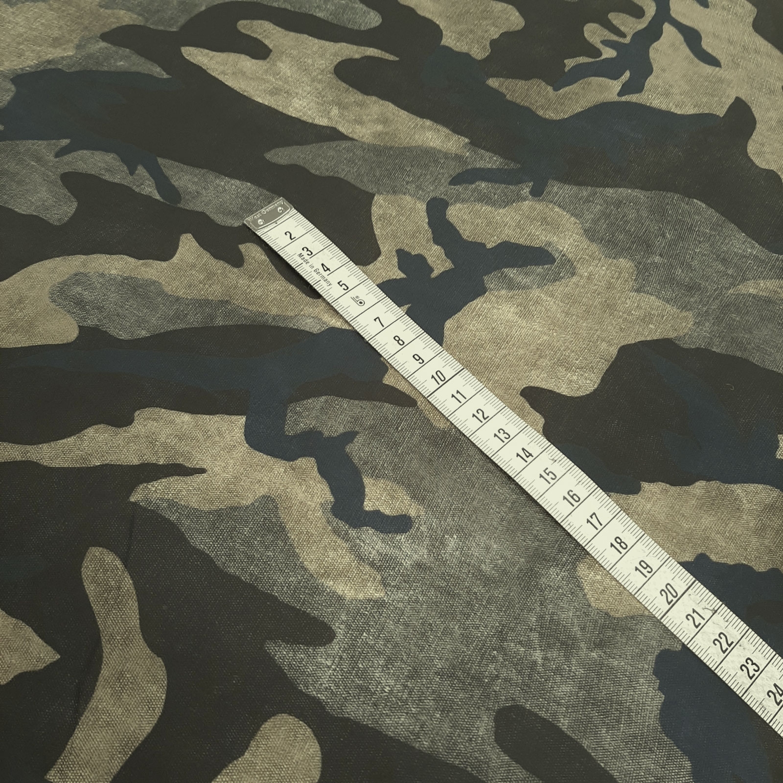 Oberstofflaminat Brix mit Camouflage / Tarndruck Motiv